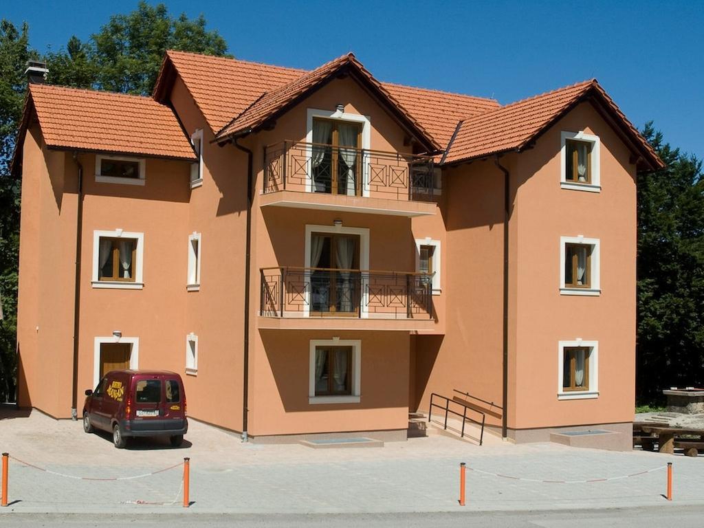 Apartments Manjan كراسنو بوليي المظهر الخارجي الصورة