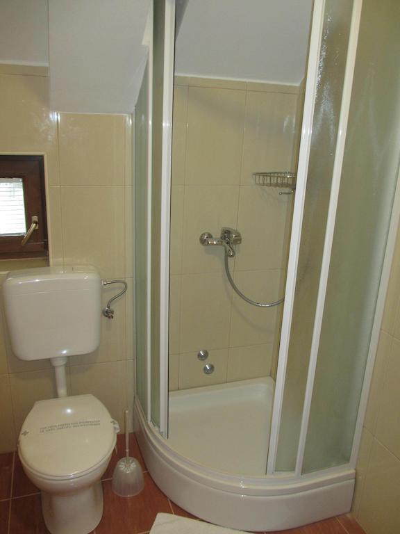 Apartments Manjan كراسنو بوليي الغرفة الصورة