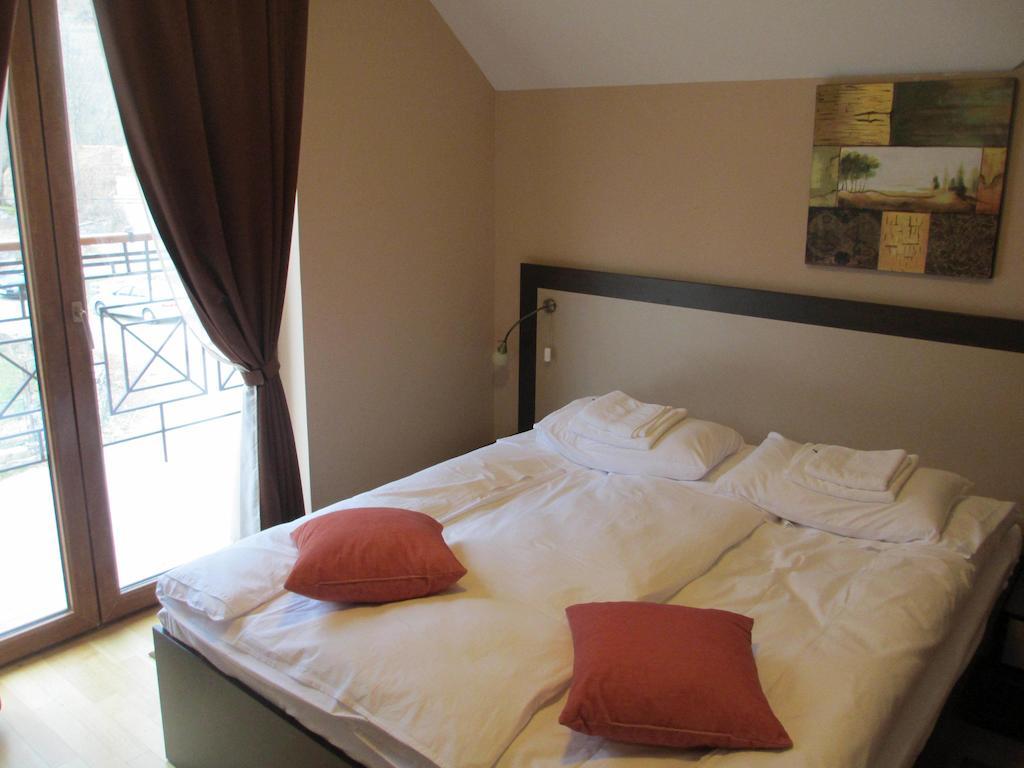 Apartments Manjan كراسنو بوليي الغرفة الصورة