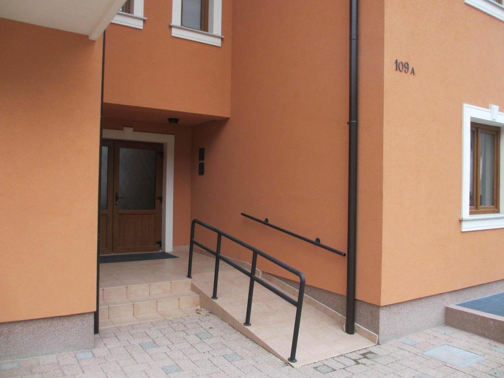 Apartments Manjan كراسنو بوليي المظهر الخارجي الصورة